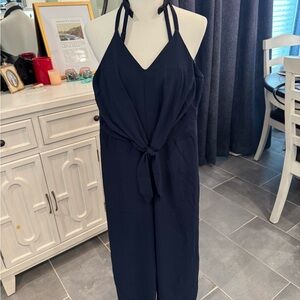 Eyeshadow Blue Sleeveless Jumpsuit with V-Neckline